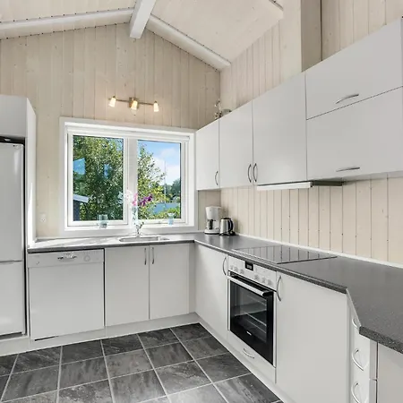 Two-bedroom In Σπίτι διακοπών *